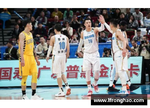 NBA赛场内外：深度剖析球员、战术与赛季动态